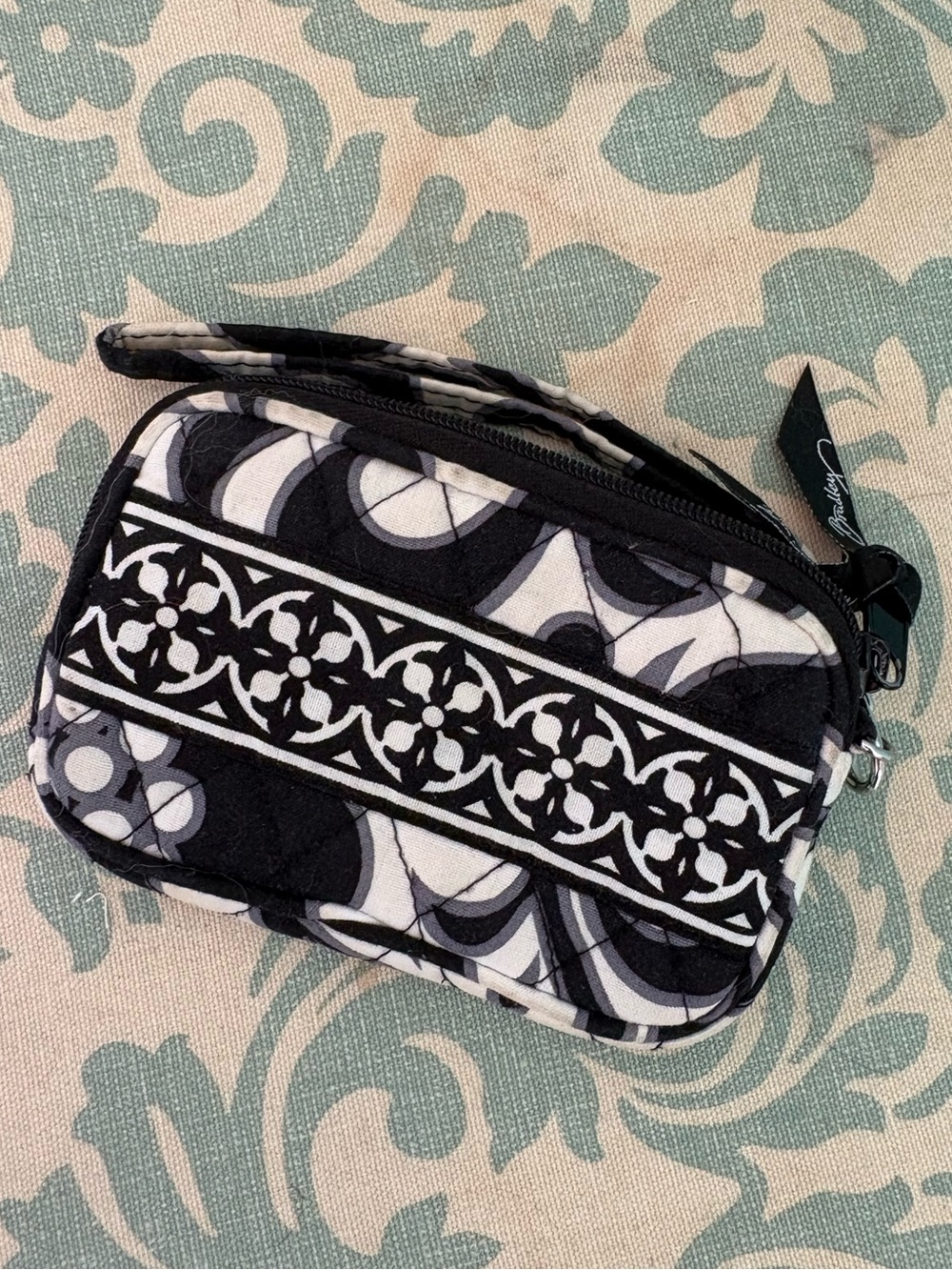 Vera Bradley Black & White Quilted Pattern Wristlet Pouch